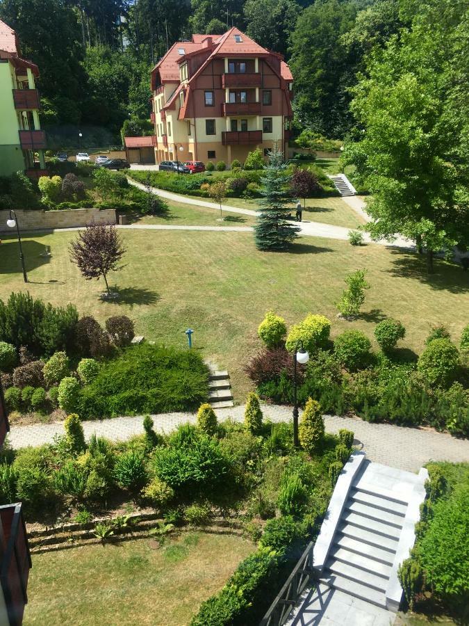Apartament Parkowa Polana Z Ogrodem Apartamento Polanica-Zdrój Exterior foto