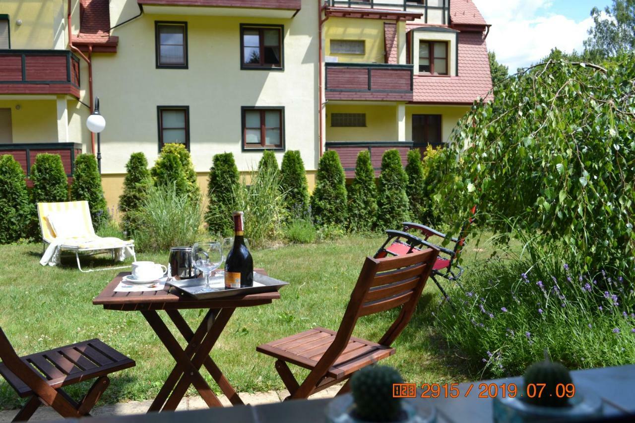 Apartament Parkowa Polana Z Ogrodem Apartamento Polanica-Zdrój Exterior foto